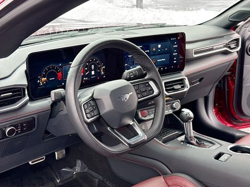 Used 2024 Ford Mustang Premium image 4