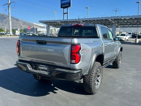 New 2026 Chevrolet Colorado ZR2 w/ Technology Package AWD/4WD image 24