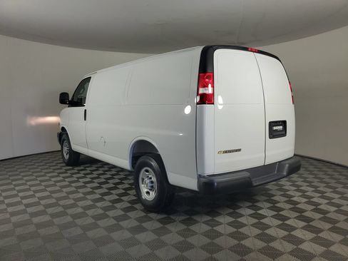 New 2026 Chevrolet Express 2500 w/ Driver Convenience Package RWD image 6