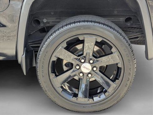 Used 2014 GMC Sierra 1500 Denali image 22