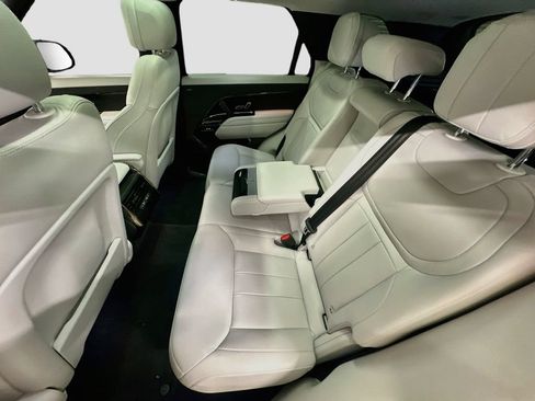 Used 2024 Land Rover Range Rover Sport SE AWD/4WD image 25