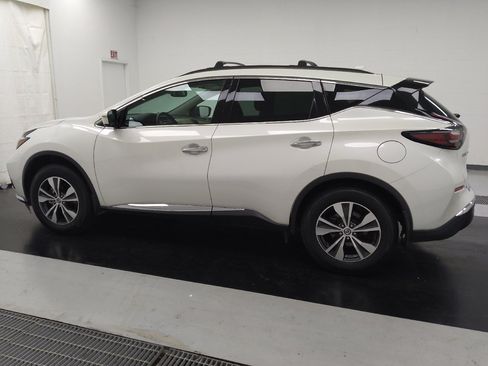 Used 2020 Nissan Murano SV FWD image 3