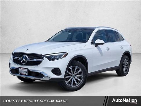 Used 2026 Mercedes-Benz GLC 300 4MATIC image 1