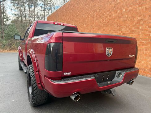 Used 2015 RAM 1500 Express image 8