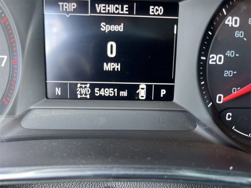 Certified 2022 Chevrolet TrailBlazer LT w/ Driver Confidence Package image 12