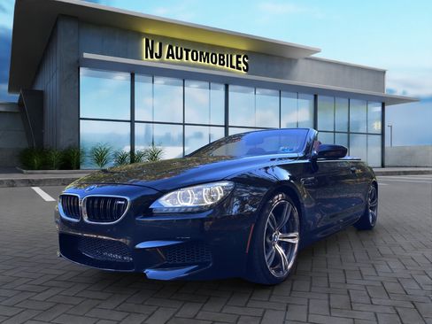 Used 2013 BMW M6 Convertible image 3