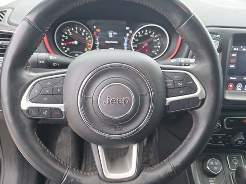 Used 2018 Jeep Compass Trailhawk w/ Popular Equipment Group AWD/4WD image 14