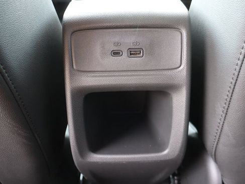New 2026 Chevrolet Trax LT w/ LT Convenience Package FWD image 24