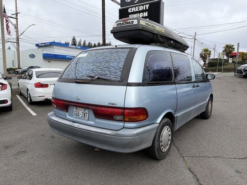 Used 1993 Toyota Previa Deluxe image 5