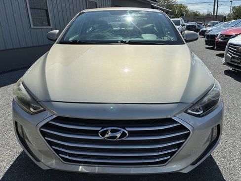 Used 2017 Hyundai Elantra SE w/ SE A/T Tech Package 03 image 2