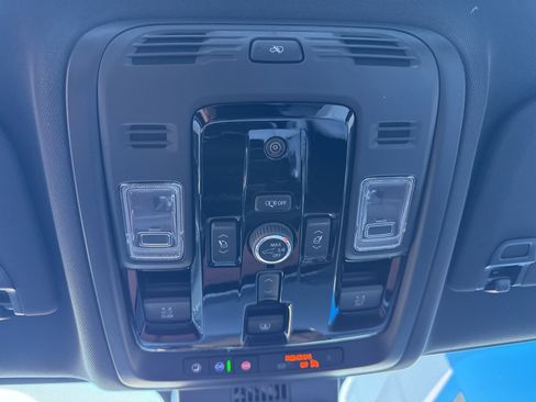 New 2026 Chevrolet Tahoe Premier image 32