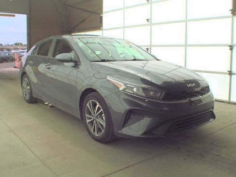 Used 2024 Kia Forte LXS image 5