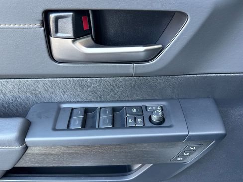 Used 2026 Toyota Sequoia Capstone AWD/4WD image 11