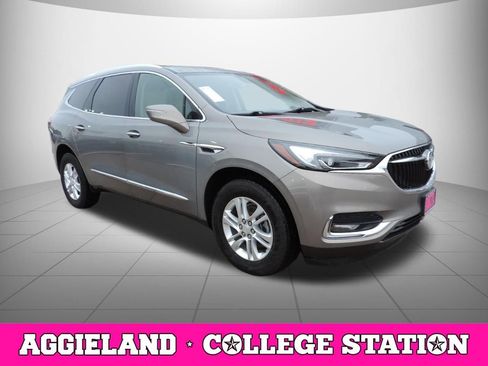 Used 2018 Buick Enclave Essence FWD image 3