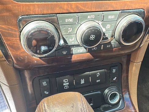 Used 2017 Buick Enclave Premium image 20