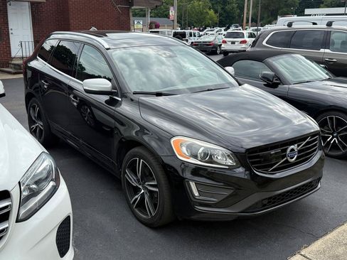 Used 2017 Volvo XC60 T6 R-Design w/ Climate Package AWD/4WD image 2
