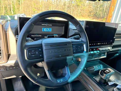 Used 2025 GMC Hummer EV 3X w/ Extreme Off-Road Package image 16