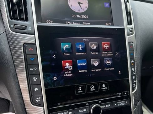 Used 2017 INFINITI Q50 2.0t w/ Moonroof Package RWD image 39