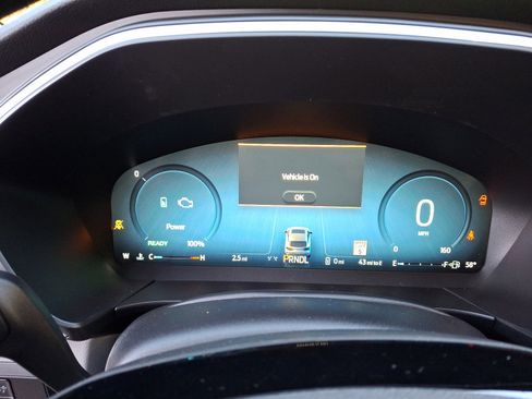 New 2025 Ford Escape Plug-in Hybrid w/ PHEV Premium Package image 15