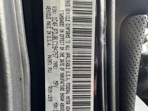 Used 2020 Jeep Grand Cherokee SRT image 26