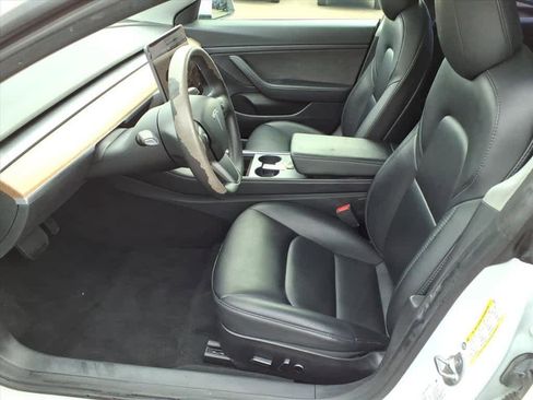 Used 2021 Tesla Model 3 Standard Range Plus image 16