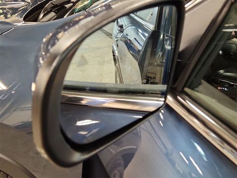 Used 2019 Jeep Cherokee Latitude Plus w/ Cold Weather Group image 33