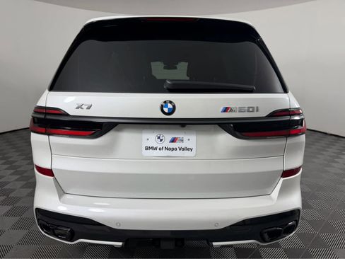 New 2026 BMW X7 M60i image 4