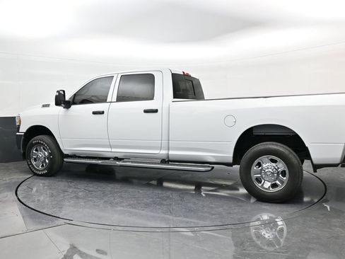 Used 2023 RAM 3500 Tradesman image 4