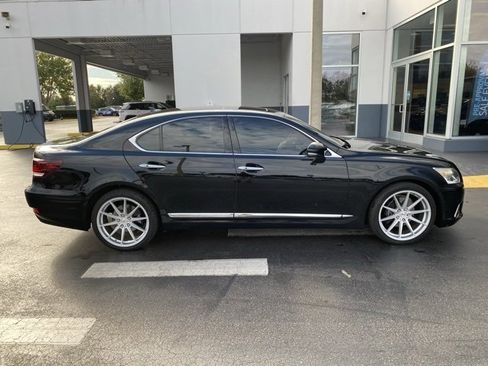 Used 2013 Lexus LS 460 image 9