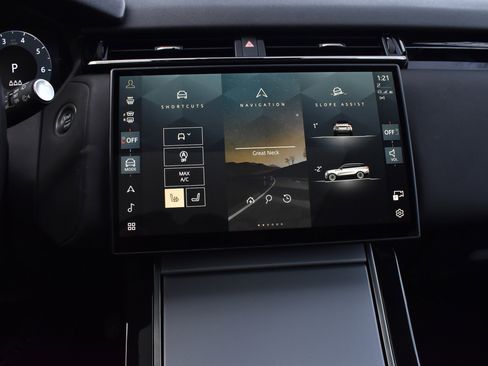 Used 2024 Land Rover Range Rover Velar S image 34