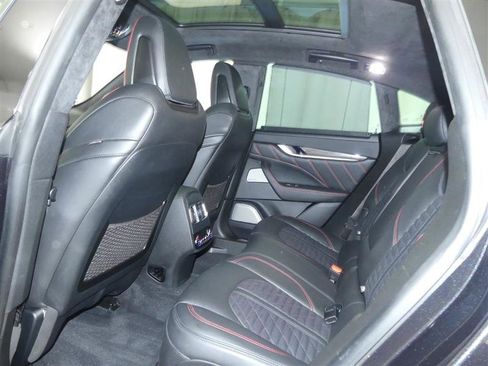 Used 2020 Maserati Levante GTS image 27