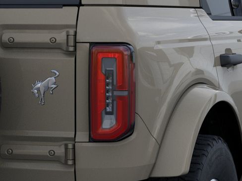 New 2026 Ford Bronco Outer Banks AWD/4WD image 23