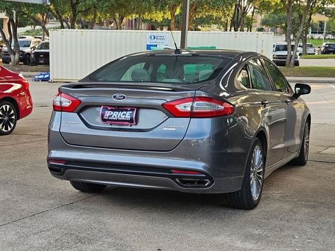 Used 2014 Ford Fusion Titanium FWD image 4