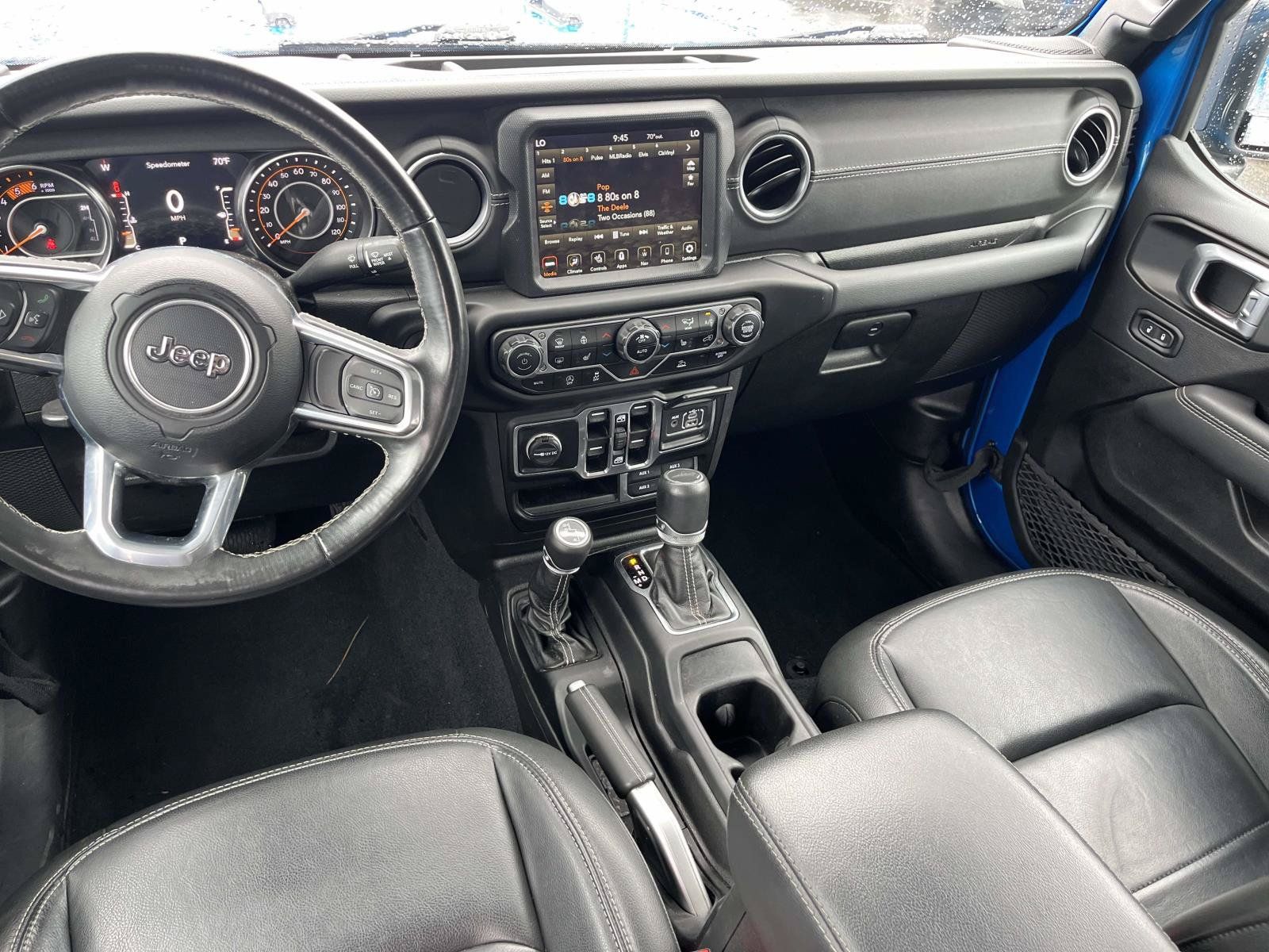 Used 2022 Jeep Gladiator Overland w/ Popular Equipment Package AWD/4WD image 14