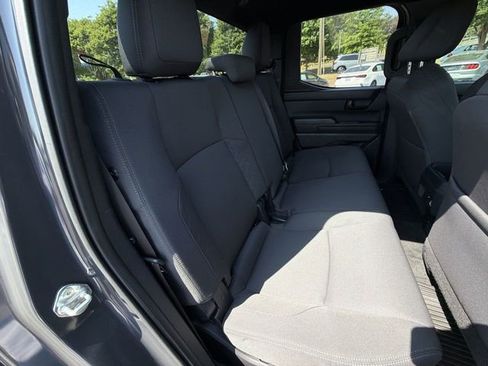 Used 2025 Toyota Tacoma SR5 AWD/4WD image 26