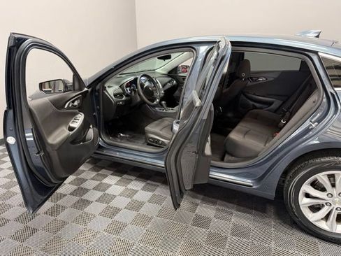 Used 2020 Chevrolet Malibu LT FWD image 13