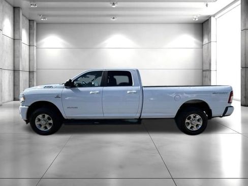 Used 2021 RAM 3500 Big Horn w/ Level 1 Equipment Group AWD/4WD image 5