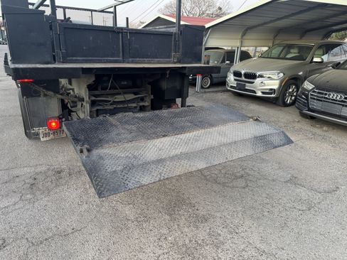 Used 2012 RAM 4500 2WD Regular Cab DRW w/ ST Decor Group image 15