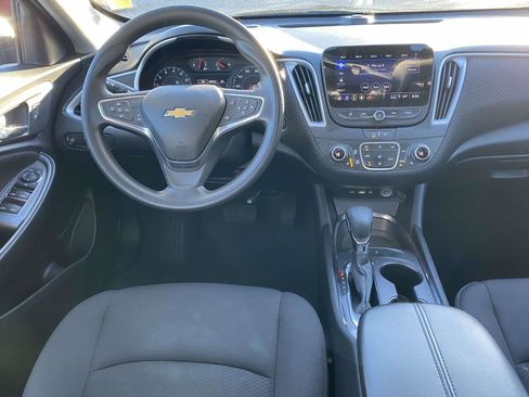 Used 2023 Chevrolet Malibu LT image 10