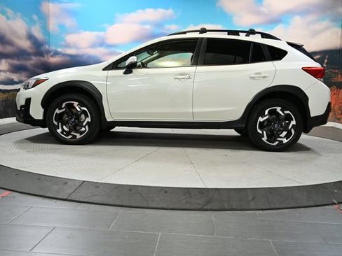 Used 2022 Subaru Crosstrek 2.5i Limited w/ Moonroof Package 2 AWD/4WD image 5