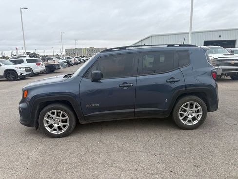 Used 2021 Jeep Renegade Latitude image 2