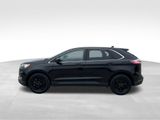 Used 2024 Ford Edge SEL image 3