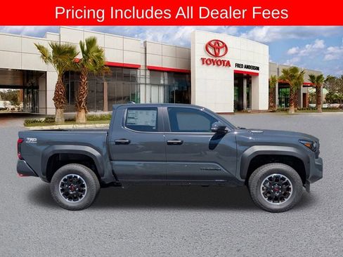 New 2025 Toyota Tacoma TRD Off-Road AWD/4WD image 4