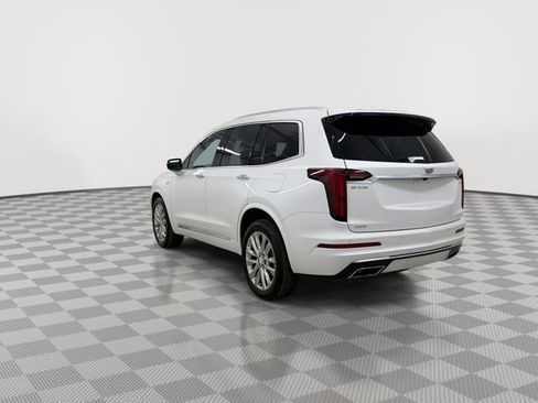 Certified 2023 Cadillac XT6 Premium Luxury image 7
