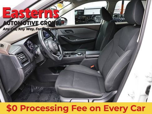 Used 2023 Nissan Rogue S AWD/4WD image 14