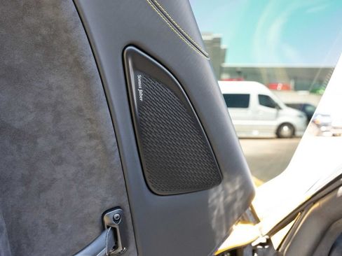 Used 2022 Maserati MC20 Coupe RWD image 19