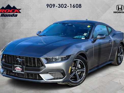 Used 2025 Ford Mustang Premium RWD image 1