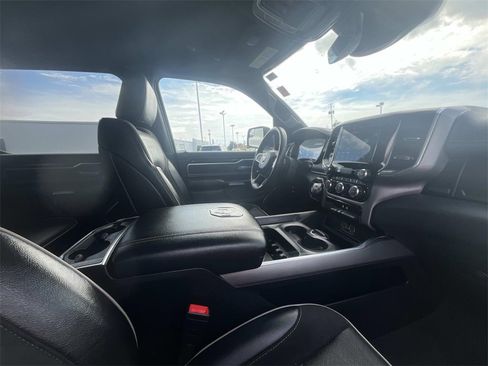Used 2024 RAM 1500 Laramie image 19