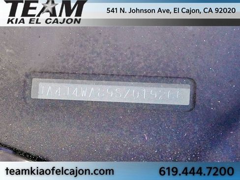 Used 2025 Mitsubishi Outlander SEL image 38