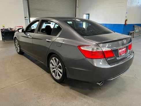 Used 2013 Honda Accord Sport image 5
